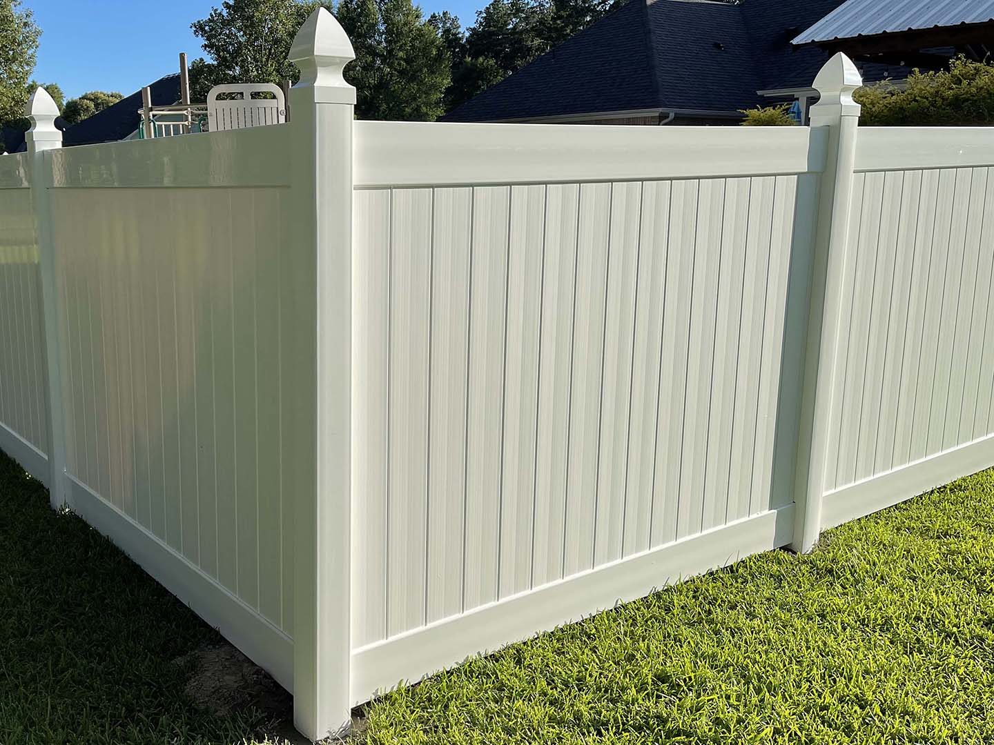 Photo of a Texas vinyl fence