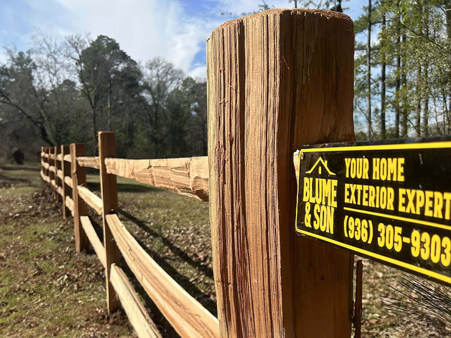Wood fence options in the Livingston, Texas area.